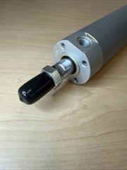NEW! SMC CDG1BN40-600Z-A93L Pneumatic Air Cylinder
