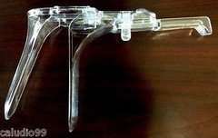 1 Disposable Vaginal Speculum Size M, Sterile, Plastic, Clear, Exp 2024 or later