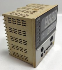 Azbil Yamatake SDC36 Temperature Controller C36TR1UA2100 AC100-240V 50/60Hz