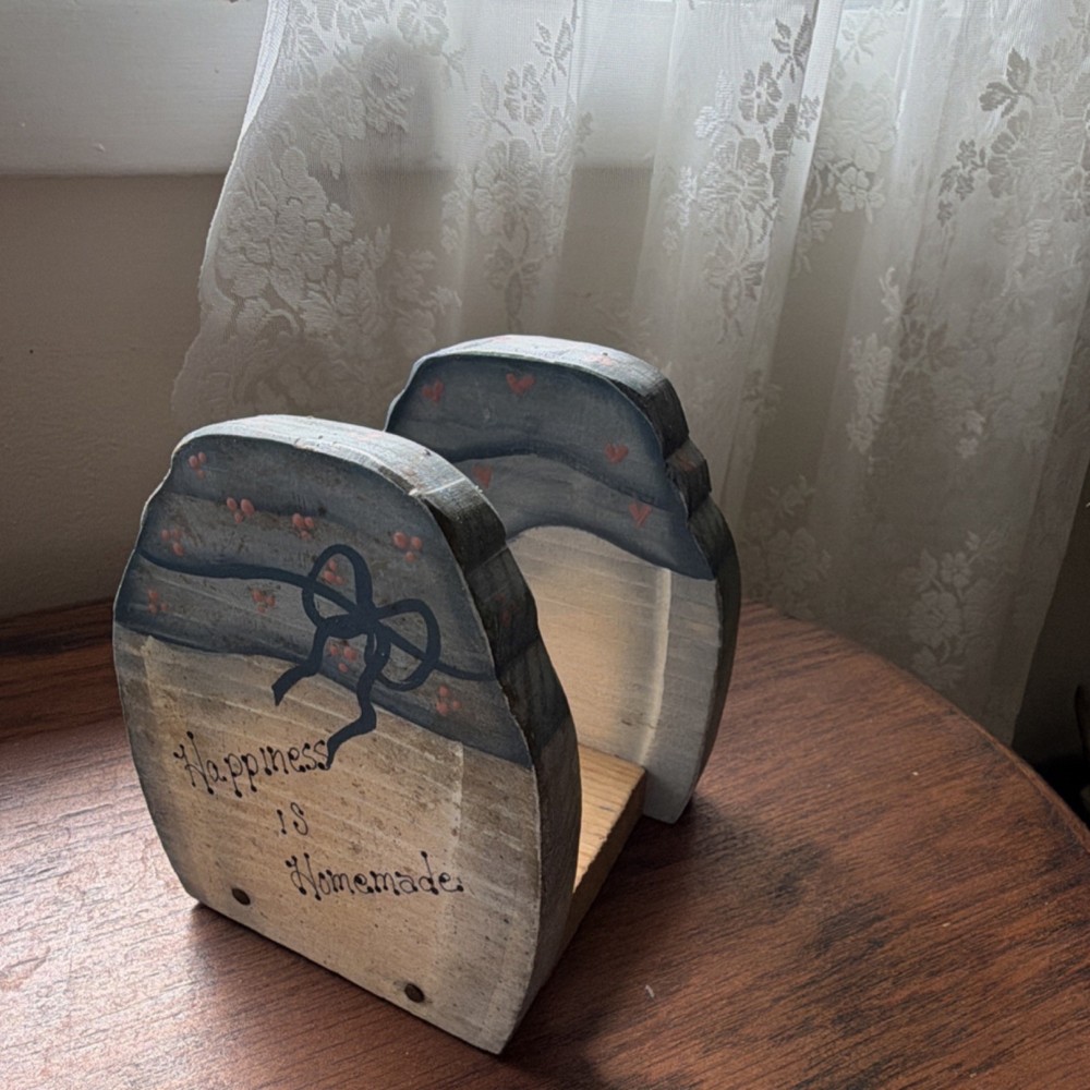 Hand Painted Wooden Napkin Holder Cottage Hearts Home Decor Blue Beige Red Brown
