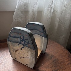 Hand Painted Wooden Napkin Holder Cottage Hearts Home Decor Blue Beige Red Brown