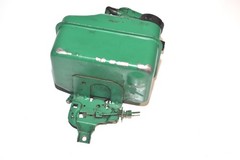 Briggs 5HP Engine Model 130212 * GAS FUEL TANK, CARBURETOR, LEVER LINKAGE * Part