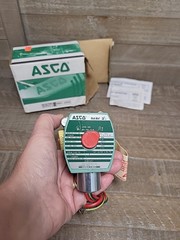 ASCO RED HAT SOLENOID VALVE 2 Way NC 3/8″ NPT 120/60 110/50 8220G001 NOS