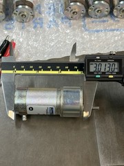 QTY 1 PITTMAN GEAR MOTOR 12 VOLTS 60.5:1 RATIO 3/16” SHAFT WITH FLAT CLEAN