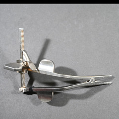 Codman 61-1004 Vertebra Spreader #1 Ratchet 5 in 19 mm Surgical Instrument