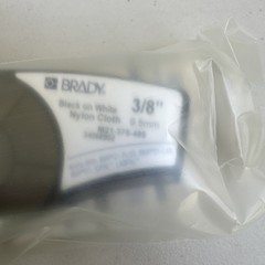 Brady BMP21-Plus M21-375-499 Black On White Nylon Labels 3/8″ x16′ NEW OPEN BOX