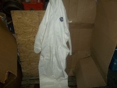 NEW DuPont Tyvek ORR1428XLBC Safety Cover-Alls, Size XL Style 0 *FREE SHIPPING*