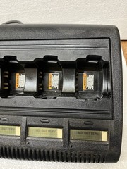 Motorola- Impres WPLN4189AA – Six Slot Charger with Battery Display