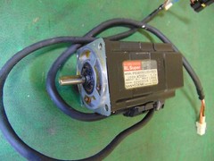 9 Pcs Bulk Sanyo Denki AC ServoMotor BL Super P5 100W 200 Volt AC 3,000 RPM IP55