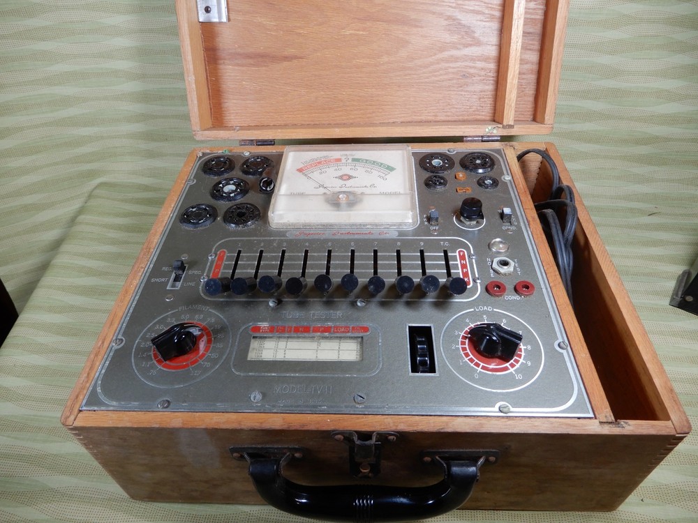 Superior Instruments Model TV-11 Vacuum Tube Tester Great Condition Working Read