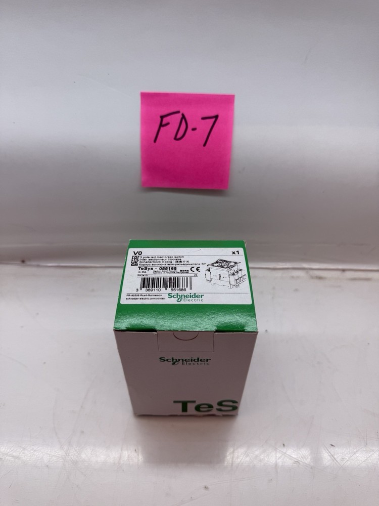 Schneider Electric V0 Load Break Switch