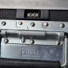 PLATT Guardsman Case — Travel / Freight / Tools — Telescoping Handle & Wheels