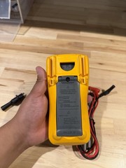 FLUKE 115 TRMS MULTIMETER W/ LEADS & CLIPS – SHIPS FAST