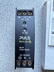 NEW PULS ML30.241 DC Power Supply IN 100-240Vac OUT 24-28Vdc 30W 1.3A Din Rail
