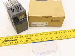 Mitsubishi Electric D700 FR-D720-042-W1 VFD AC Drive Inverter 3PH 200-240V 1HP
