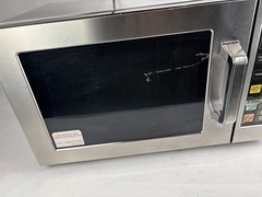 PANASONIC NE-1064F 1000 Watt Pro Commercial Microwave Oven