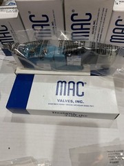 MAC Valves Inc. 811C-PM-501BA-152 Solenoid Valve w/ PME-501BAAA 24VDC NEW!!
