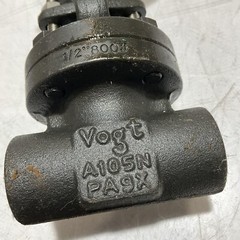 FLOWSERVE 34873-1 R31 GATE VALVE 13CR HF 1/2IN LOT OF 2 373-U3S