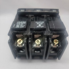 Siemens 30A 240V 3-Pole Bolt-On Circuit Breaker #B330