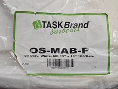 (QTY 100) TaskBrand OS-MAB-P 15-In x 18-In White Oil Sorbent Pad Polypropylene