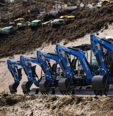FREE SHIP 2025 4,000lbs New Mini Excavator EPA certified USA KUBOTA Diesel D902