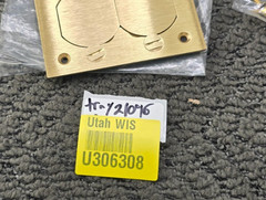 Hubbell S3825 SCRUBSHIELD Brass Duplex Flap Floor Box Cover Rectangular