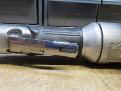 ***DAMAGED*** Dynabrade 50350 6000 RPM Pneumatic angle grinder sander polisher