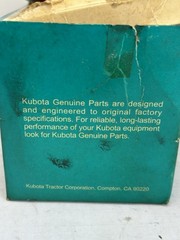 NEW OLD STOCK SEALED OEM GENUINE KUBOTA 70000-15241 Oil Filter Made in Indonesia