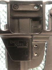 Uncle Mike’s Kydex GLOCK Right-Hand holster, Good for SPARE PARTS or to repair