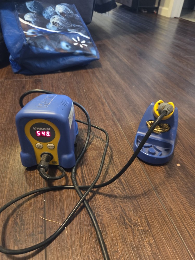 HAKKO FX888D-23BY Digital Soldering Station