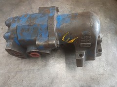 Ford Tractor Hydraulic Pump C5NN905B (Used) 2000 3000 4000