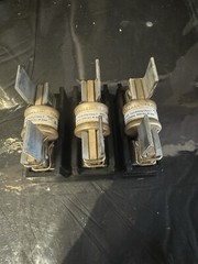 Used Square D FTL3200 Fusible Pull Out Switch 200 Amp includes the fuses.