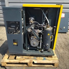 KAESER SM15T screw compressor, 9 kW, 1.5 m³/min, 8 bar, with dryer