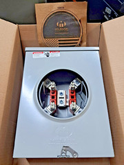 Milbank U7040-XL-TG-HSP Terminal 200 Amp Meter Socket – Gray