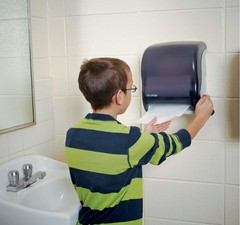 Wall-Mounted Paper Towel Dispenser – Fits All Core Sizes, Lever Action, Black Pe