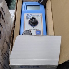 Hanna Instruments HI93711 Free & Total Chlorine ISM Meter Kit w/ Case & Cuvettes