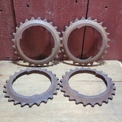 Set Of 4 Vintage John Deere Soybean H 2712 B Corn Planter Plates Cast Iron Lot 1