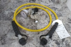 Enerpac LGHMS310 3 Jaw 5 Ton Capacity Hydraulic Puller Set w/out Pump