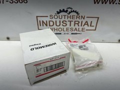 Lot of 5 Wiremold 810A2 Entrance End Fitting 4-1/4″L x 1-7/16″W x 1-1/2″H