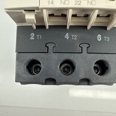 SCHNEIDER TESYS LC1D40A MAGNETIC CONTACTOR 3 POLE 50/60HZ
