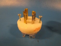 HUBBELL HBL2421 TWIST-LOCK PLUG, 20A 250V 3PH