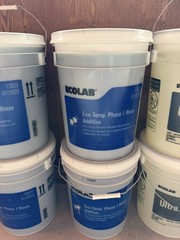Ecolab Eco-Temp Phase I Rinse Additive for Machine Warewashing 5 Gallons 6113920