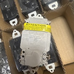 LOT OF 15 Pass & Seymour Honda GFCI Duplex Receptacle No Ears, 32330-Z43-C310-M1