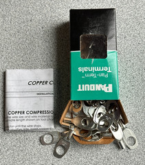 NEW BOX OF 50 Panduit LCA10-38-L Copper Lugs Ring Terminals 14-10 Awg 3/8″ Stud