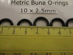10mm ID x 15mm OD x 2.5mm thick O-ring. Buna-70. Quan 5.