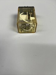 IDEC RR2P-U AC120V Relay, 50/60Hz, 8-Pin New In Box