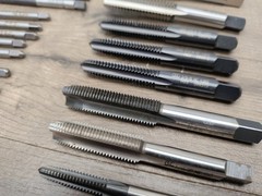 NOS LOT CLEVELAND, OSG BOTTOM TAPS, 1/2″-13 NC, 1/4″ -20 NC, 3/8″-16 NC, 22PCS