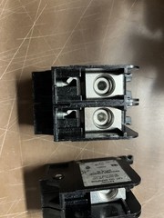 NEW Siemens ECLK2225 / EATON BRPSF225 – 2 Pole Lug Kit SUBFEED lug block kit.