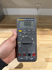 FLUKE 87V TRUE RMS MULTIMETER (PARTS ONLY) FOR PARTS – SHIPS FAST