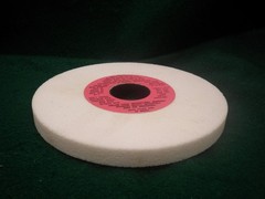 Cincinnati Milacron Grinding wheel 9A60 G6-VRW 6 x 1/2 x 1-1/4″ 3820 RPM